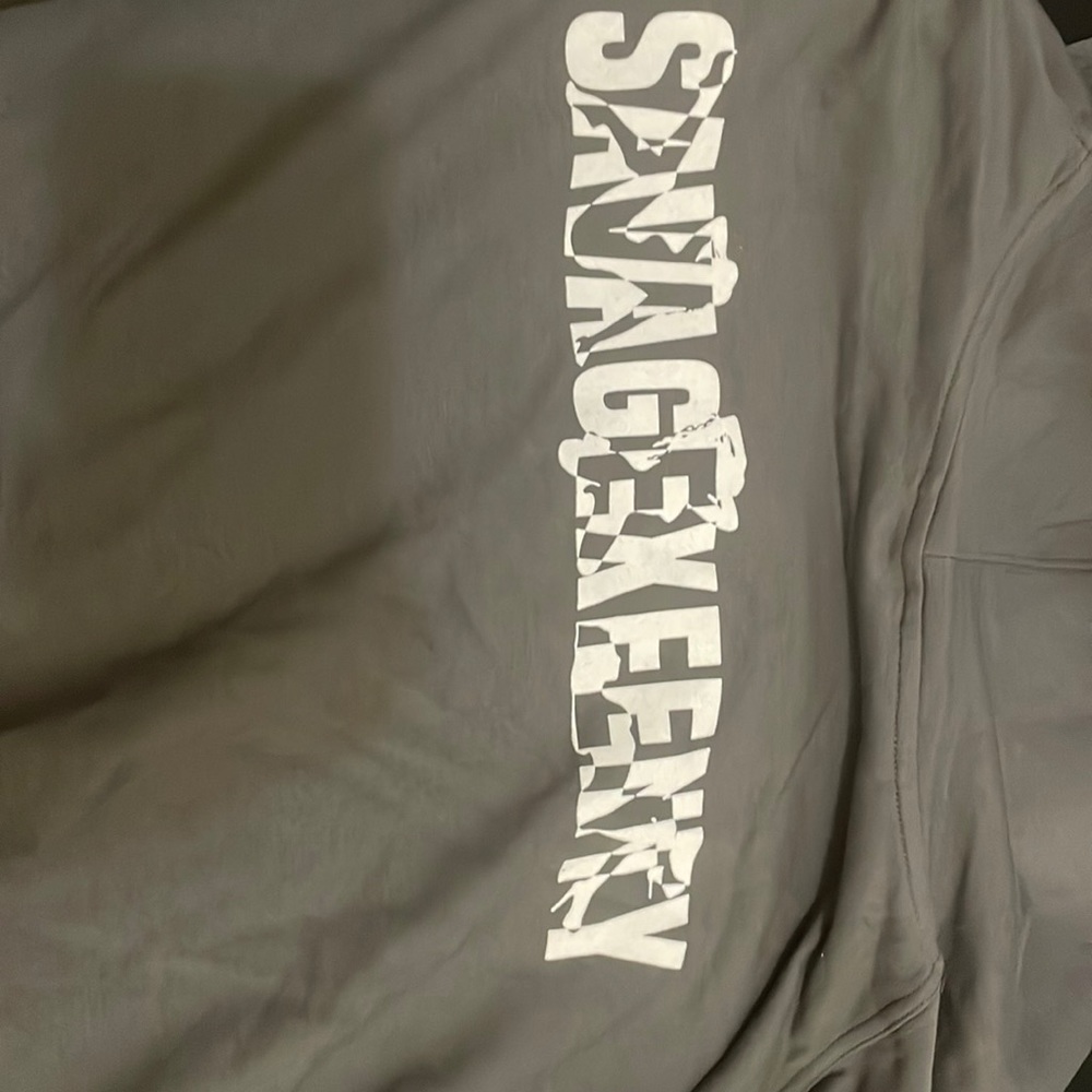 UniSex Brand New Savage X Fenty Robe